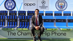 Football legend and brand ambassador Kaka at OPPO booth. PHOTO/COURTESY